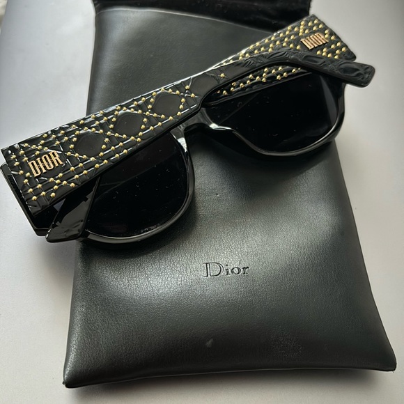 Christian Dior Sunglasses - Picture 5 of 8